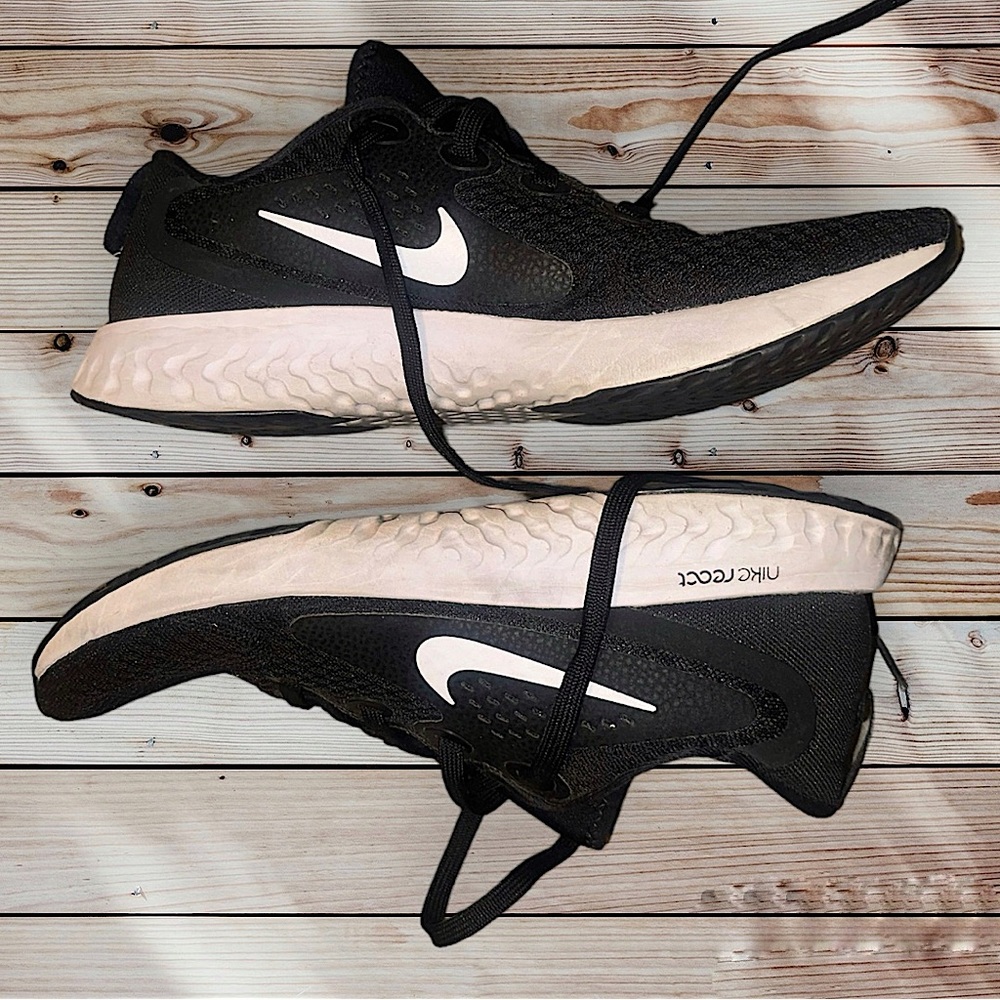 Women’s Nike running sneakers